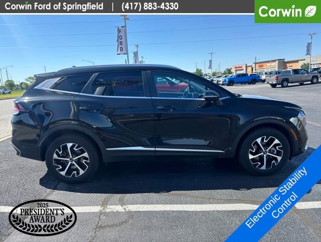 Used 2023 Kia Sportage EX AWD/4WD image 9