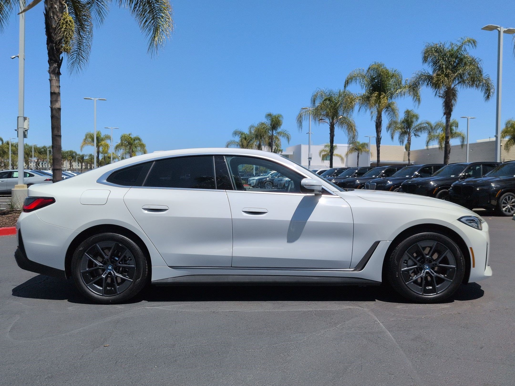 Certified 2024 BMW i4 eDrive35 w/ Convenience Package RWD image 11