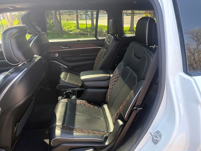 Used 2023 Jeep Grand Cherokee L Summit w/ Advanced Protech Group IV image 31