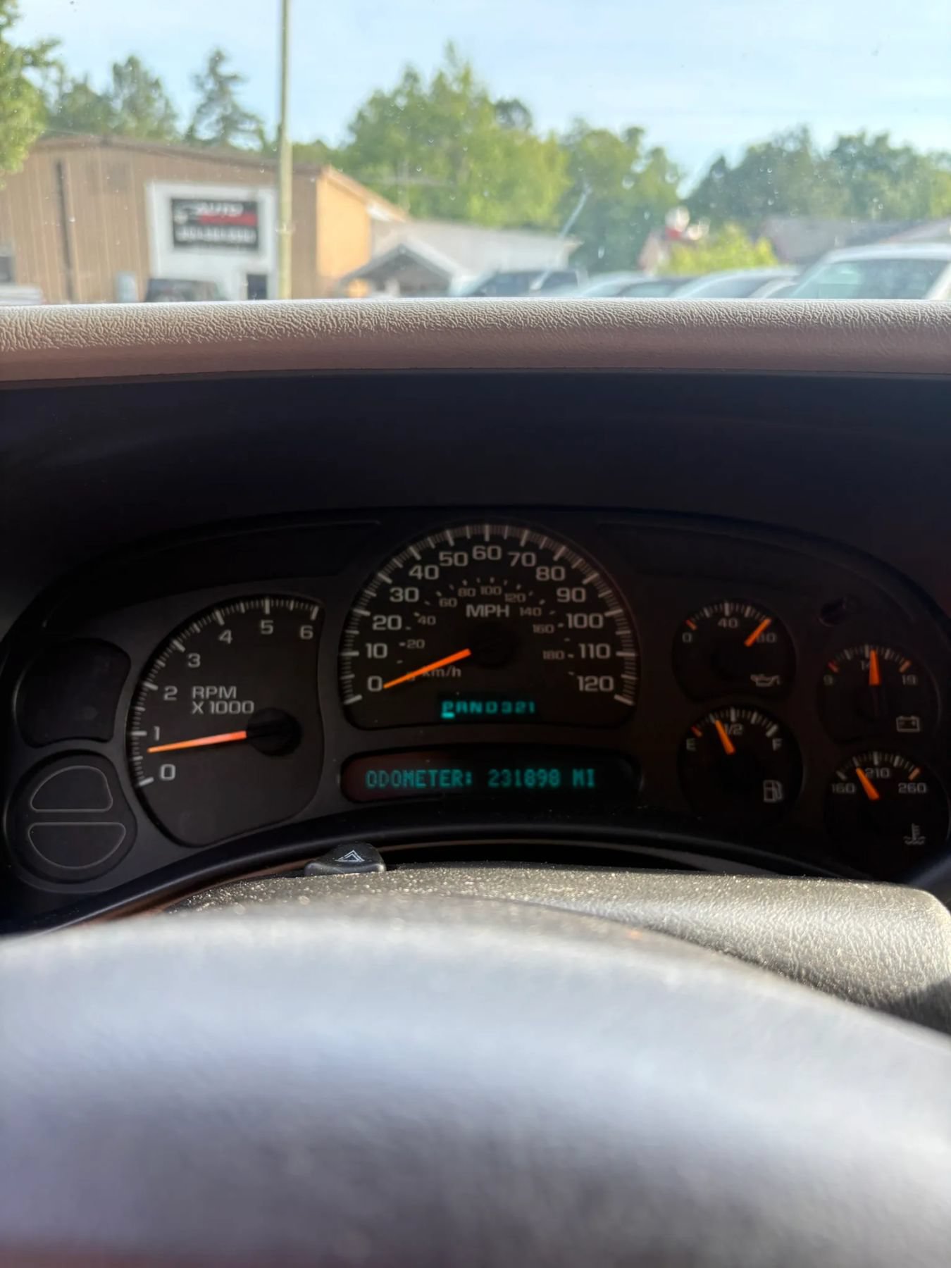Used 2004 Chevrolet Silverado 1500 LT w/ Light Duty Power Package RWD image 15