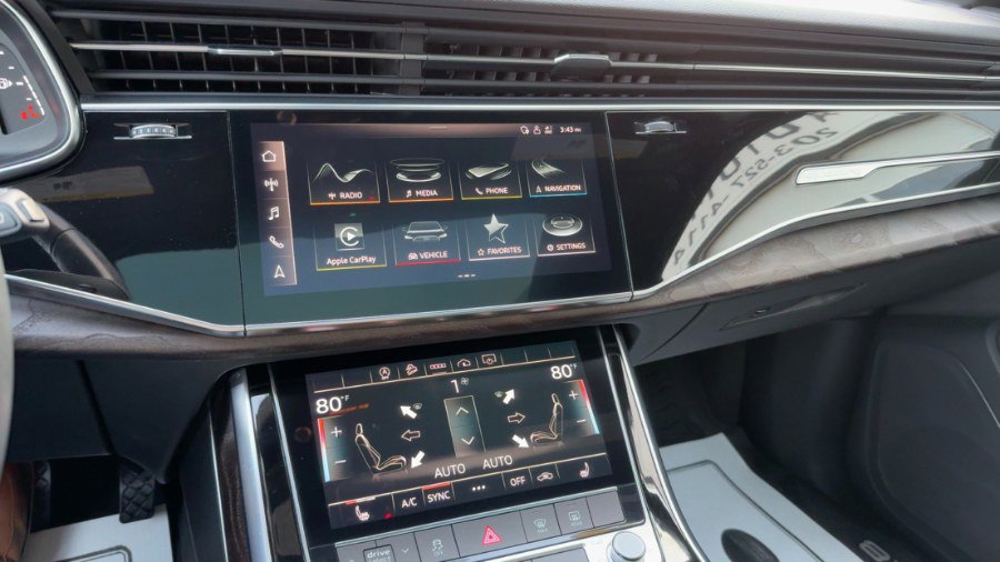 Used 2021 Audi Q8 Premium w/ Black Optic Package image 19