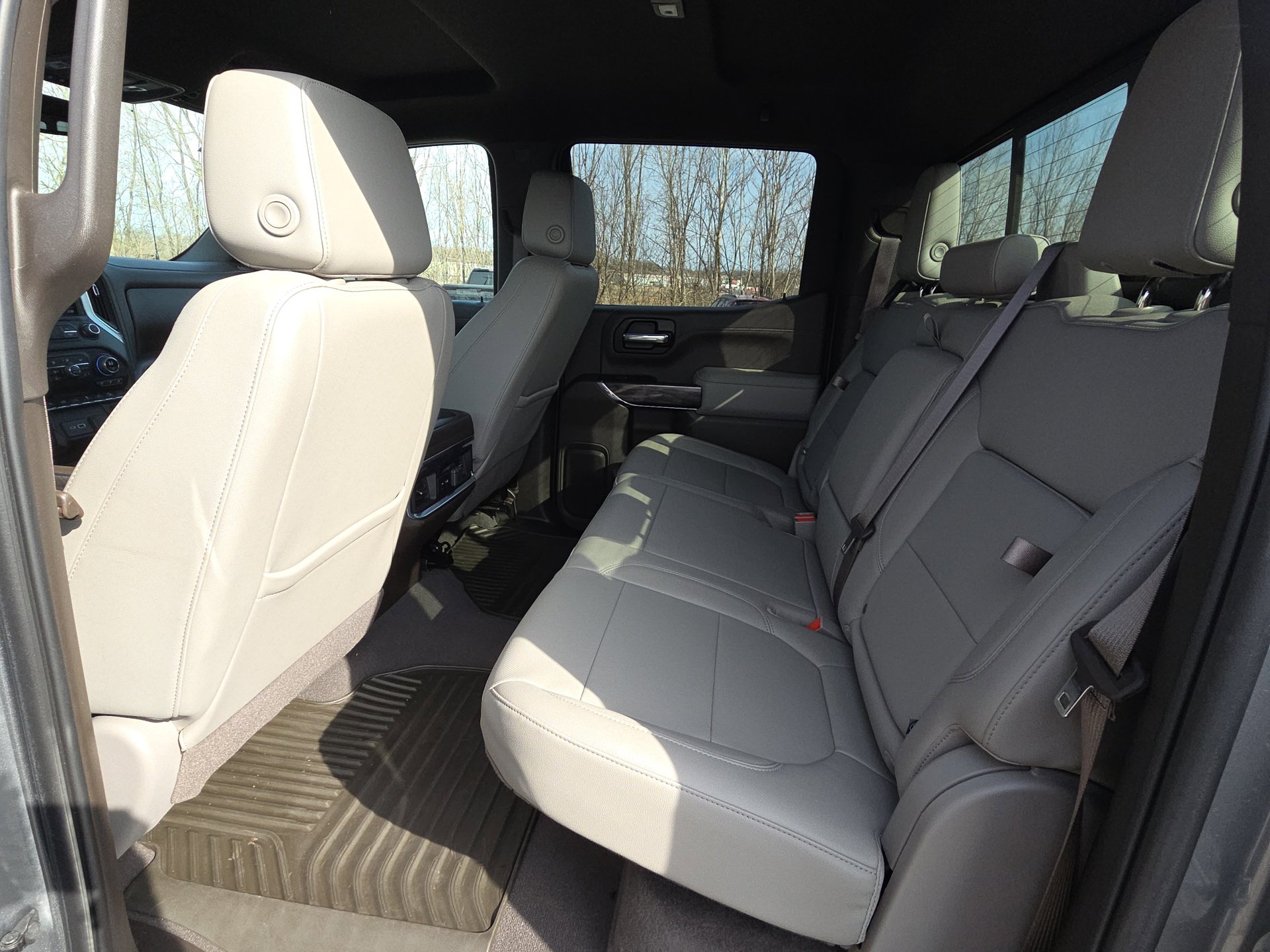 Used 2022 Chevrolet Silverado 1500 LTZ w/ Z71 Off-Road Package image 29