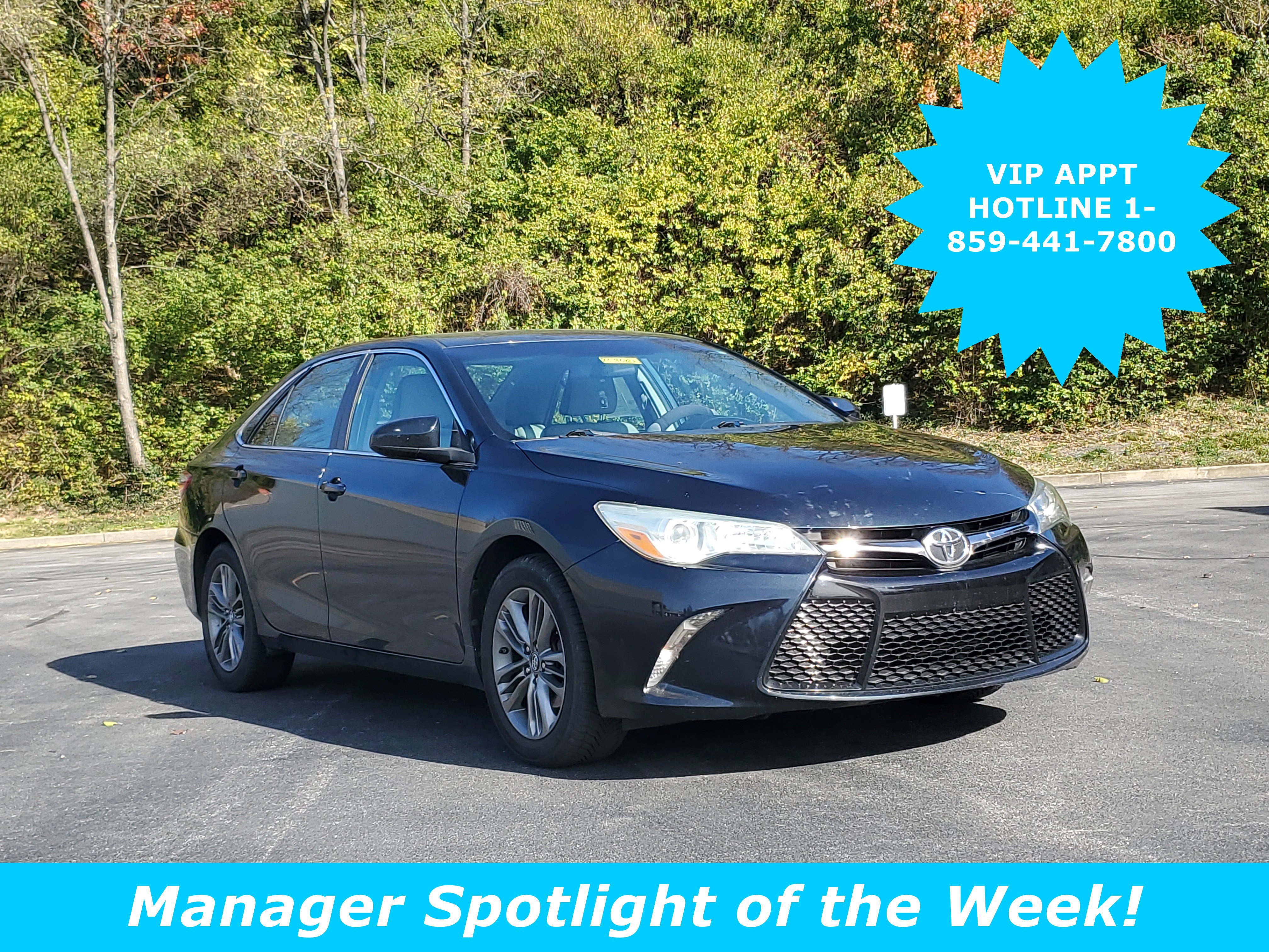 Used 2016 Toyota Camry SE image 1