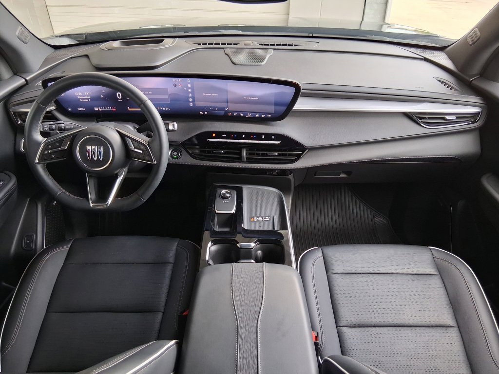 Used 2025 Buick Enclave Sport Touring w/ Power Package FWD image 9