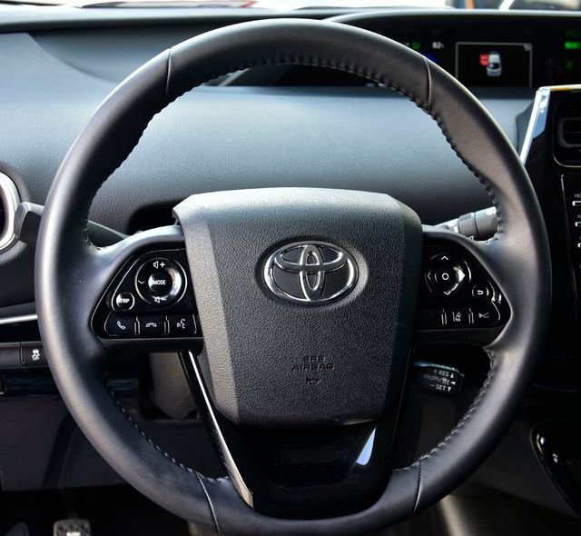 Certified 2021 Toyota Prius Prime LE FWD image 16