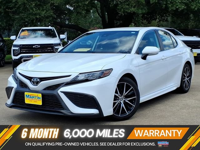 Used 2023 Toyota Camry SE FWD image 1
