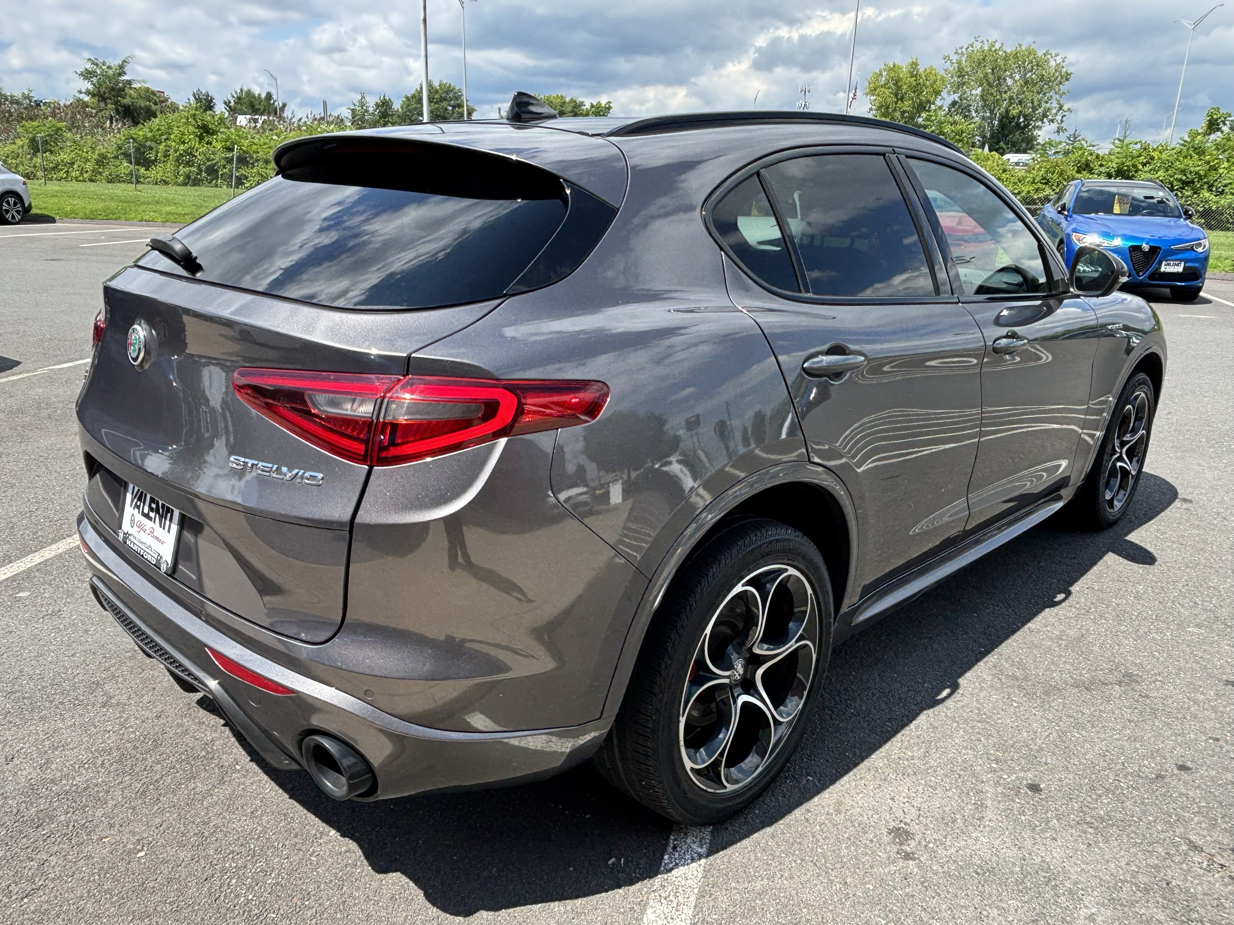Certified 2023 Alfa Romeo Stelvio Veloce AWD/4WD image 7