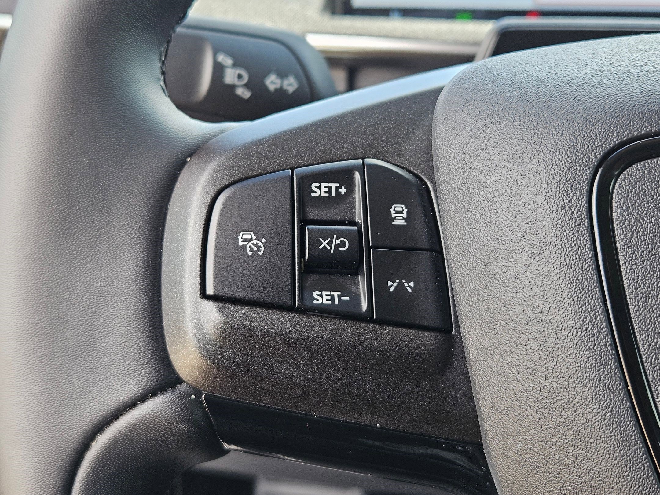 Used 2023 Ford Mustang Mach-E Select image 17