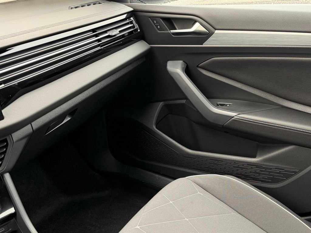 New 2026 Volkswagen Jetta Sport FWD image 33