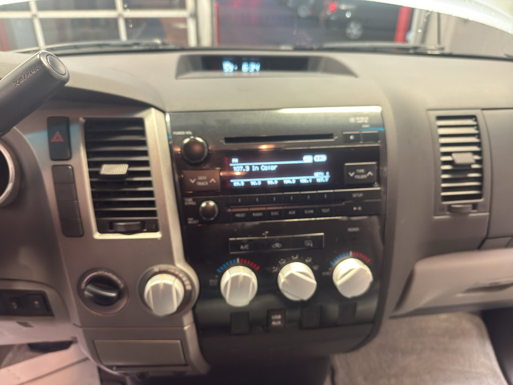 Used 2010 Toyota Tundra 4x4 Double Cab image 18