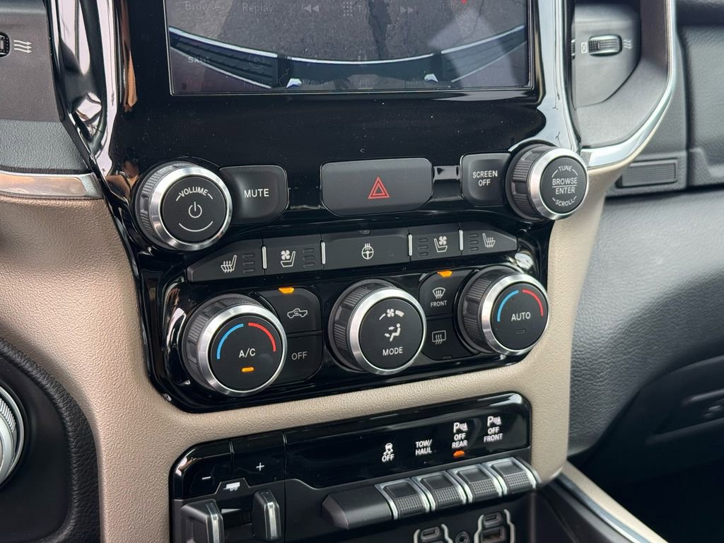 Used 2019 RAM 1500 Laramie image 27