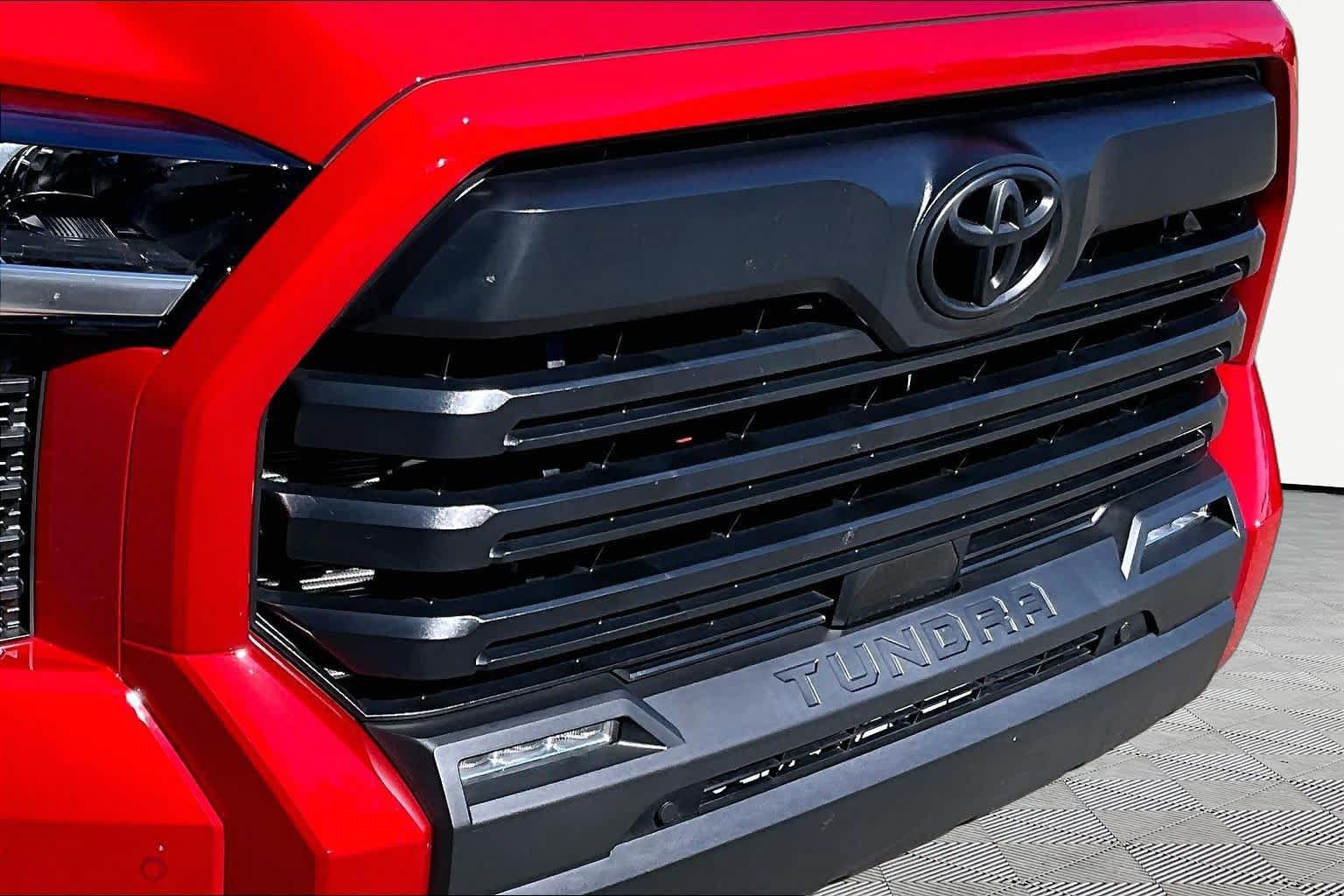Used 2026 Toyota Tundra SR5 AWD/4WD image 30
