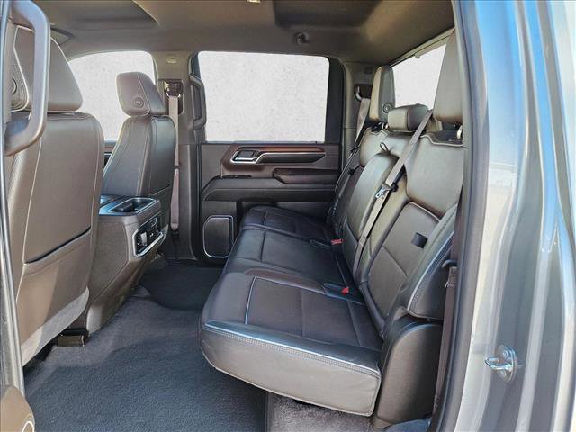 Used 2024 GMC Sierra 2500 Denali w/ Technology Package image 18