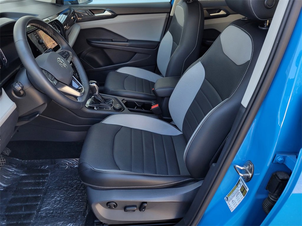 Used 2022 Volkswagen Taos SEL image 17