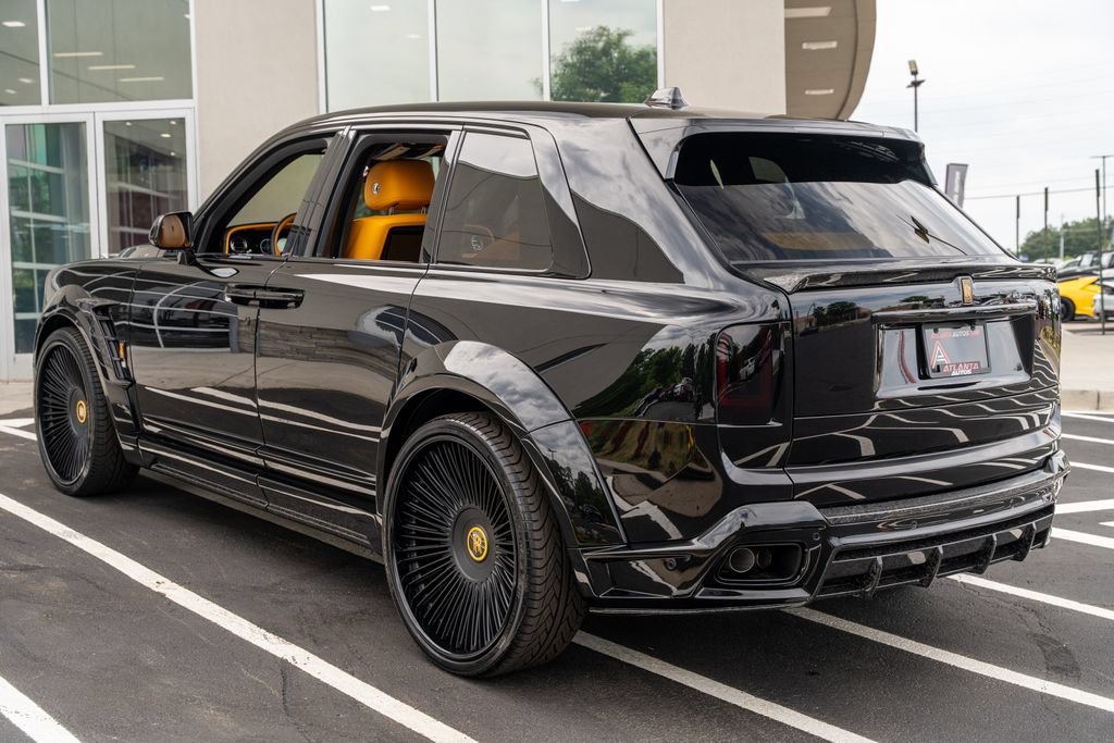 Used 2025 Rolls-Royce Cullinan AWD/4WD image 26