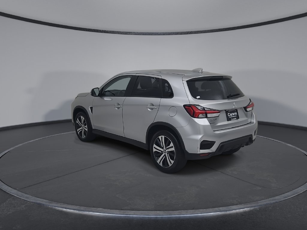 Used 2026 Mitsubishi Outlander Sport SE AWD/4WD image 12