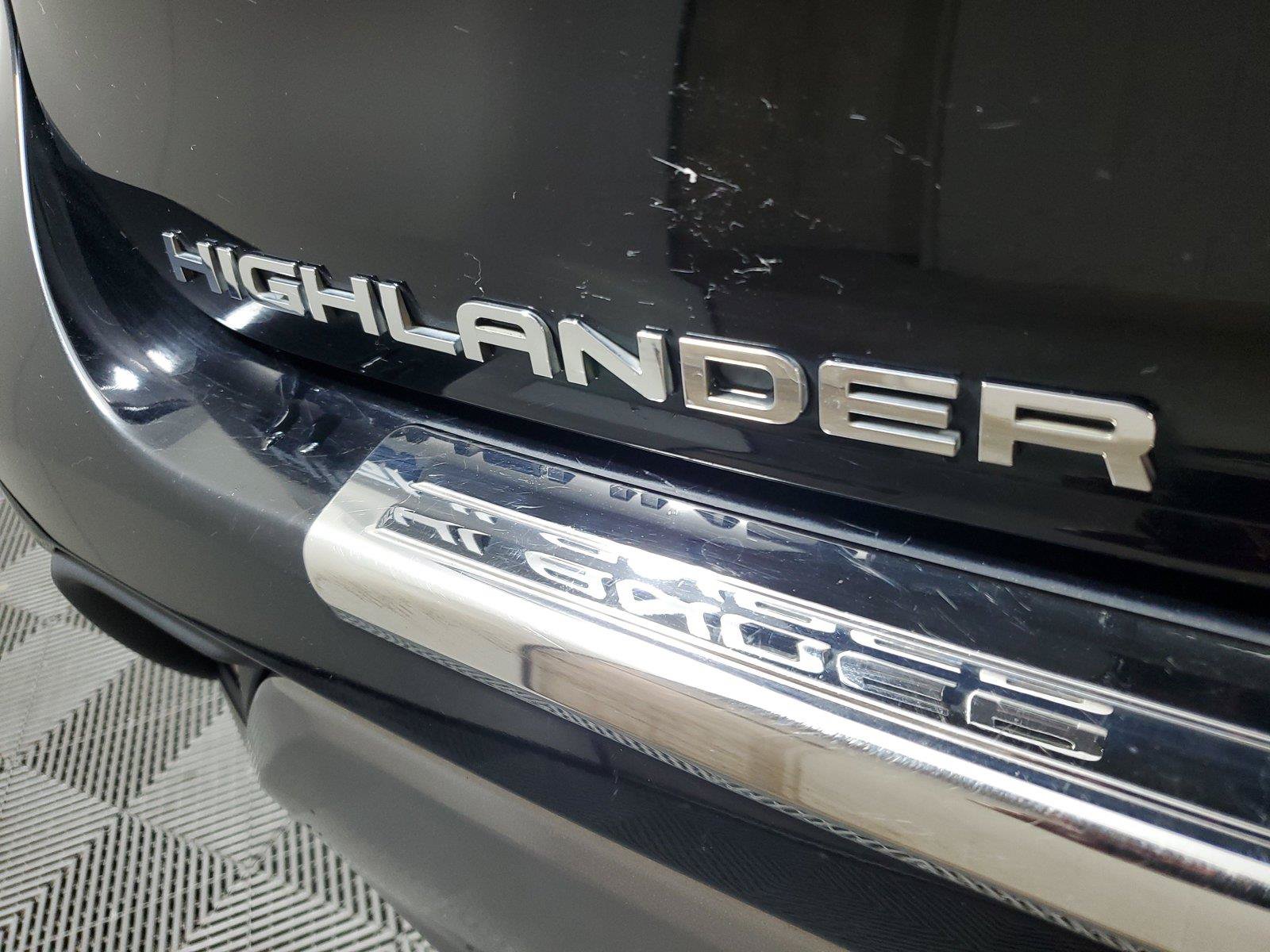 Used 2022 Toyota Highlander Platinum AWD/4WD image 4