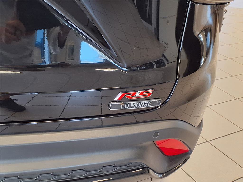 Used 2024 Chevrolet Trax RS w/ Sunroof Package image 16