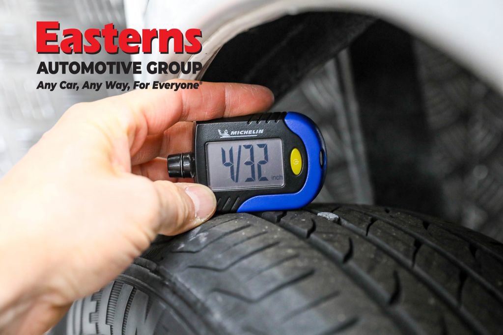 Used 2020 Nissan NV200 S image 25