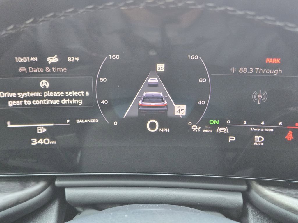 Used 2025 Audi Q5 Premium Plus w/ Premium Plus image 18