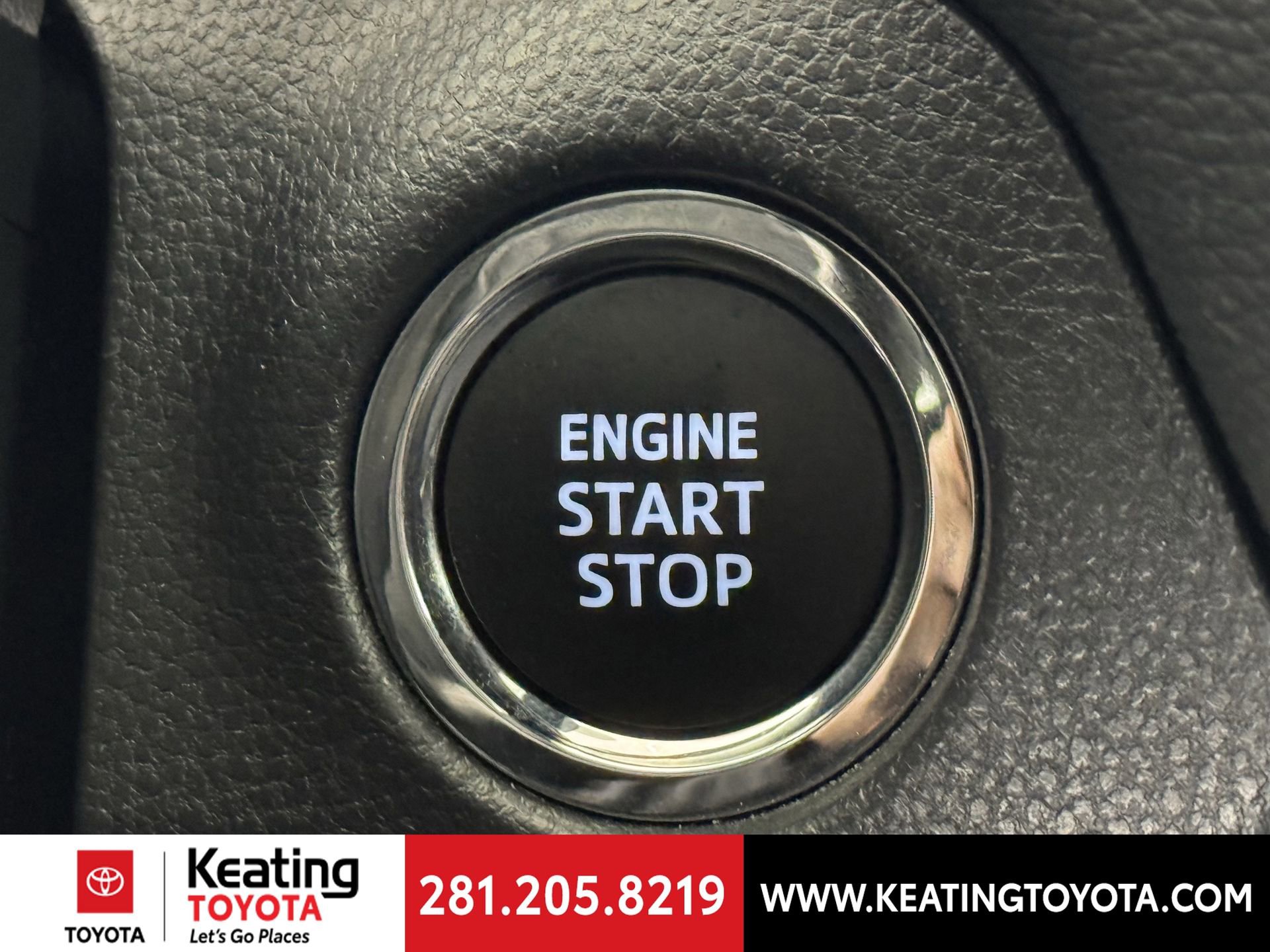 Certified 2025 Toyota RAV4 XLE FWD image 31