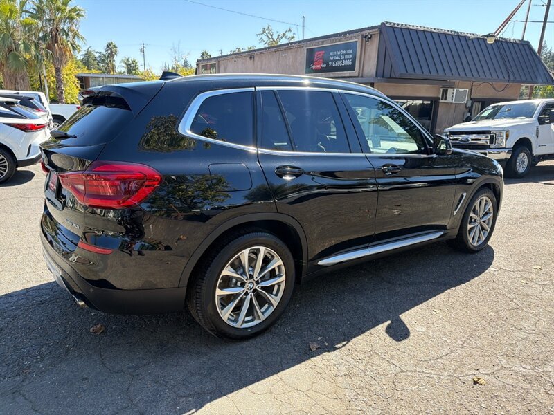 Used 2018 BMW X3 xDrive30i AWD/4WD image 8