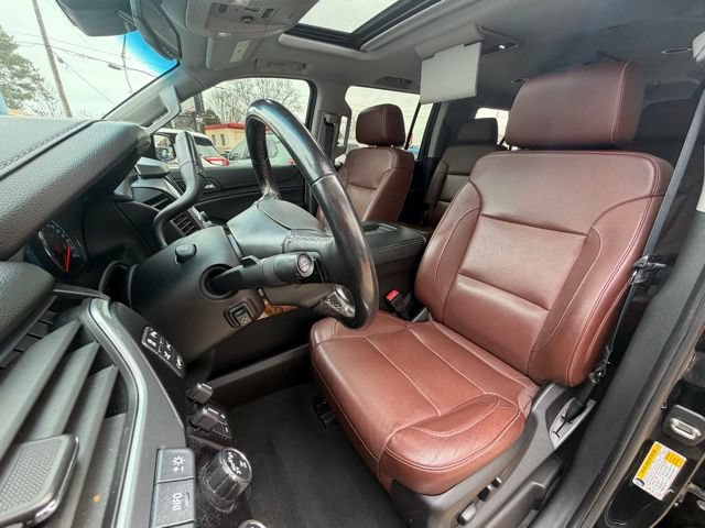 Used 2019 Chevrolet Suburban Premier w/ Premier Plus Edition AWD/4WD image 10