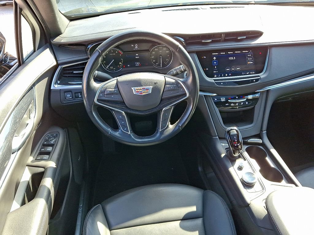 Used 2022 Cadillac XT5 Premium Luxury image 12