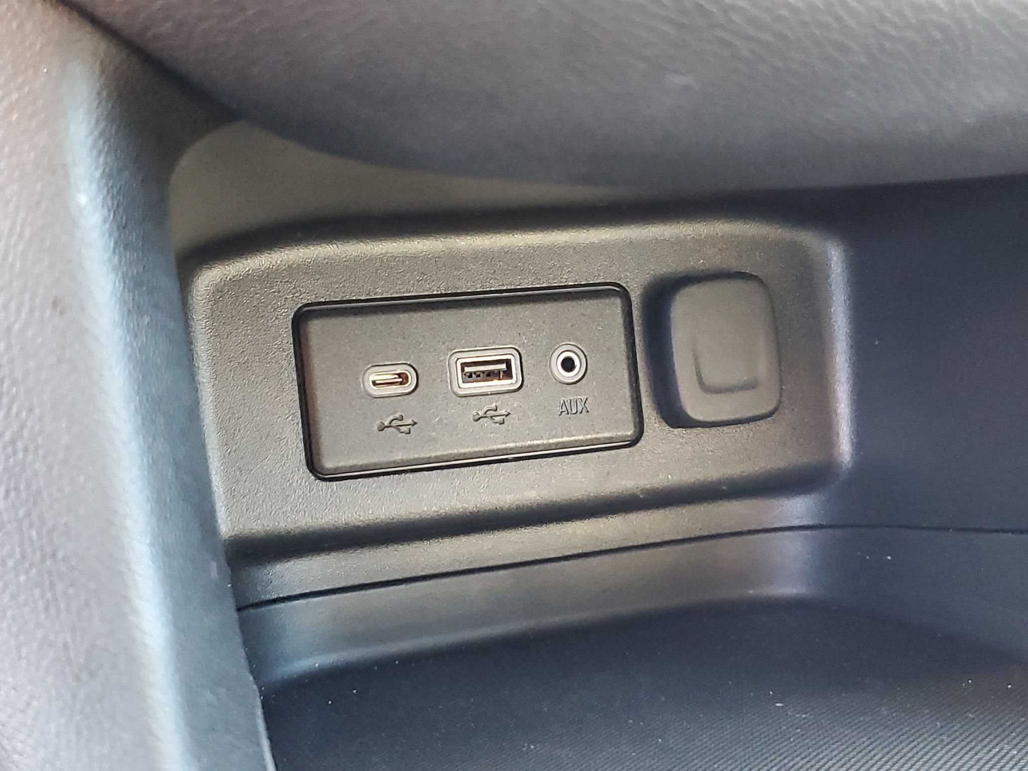 Used 2020 Chevrolet Equinox LT AWD/4WD image 29