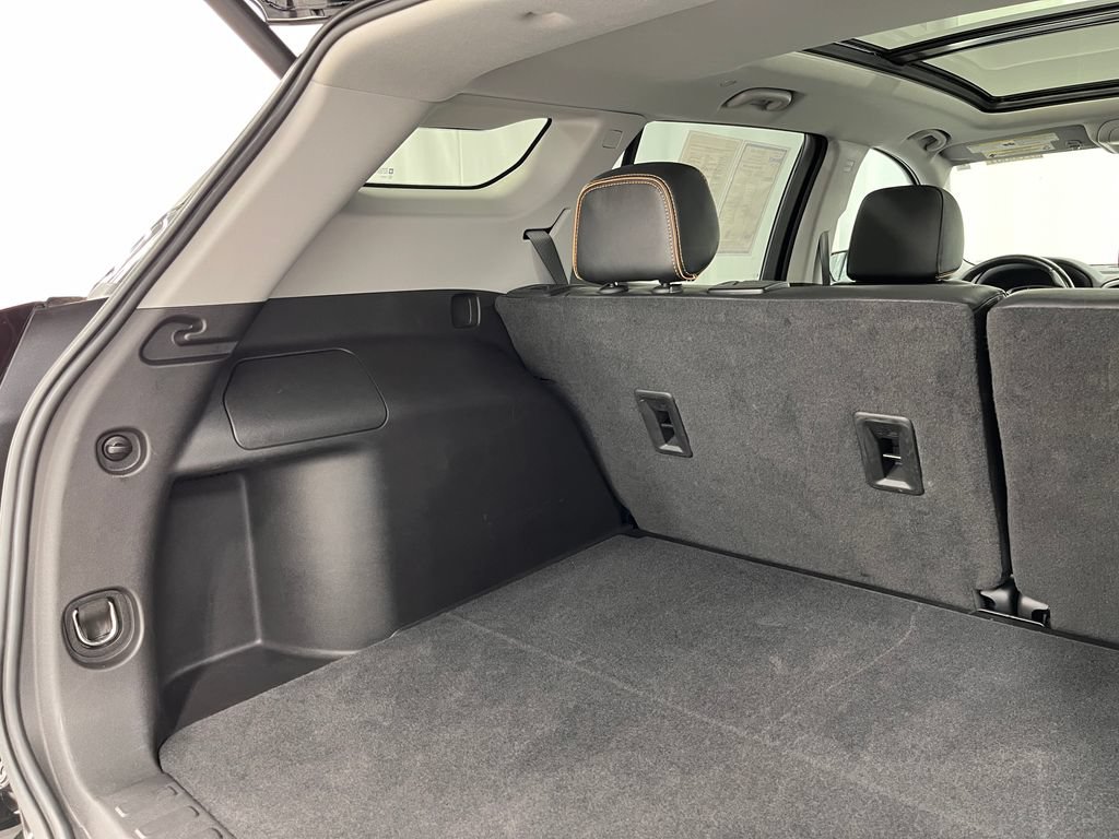 Used 2022 GMC Terrain AT4 AWD/4WD image 39