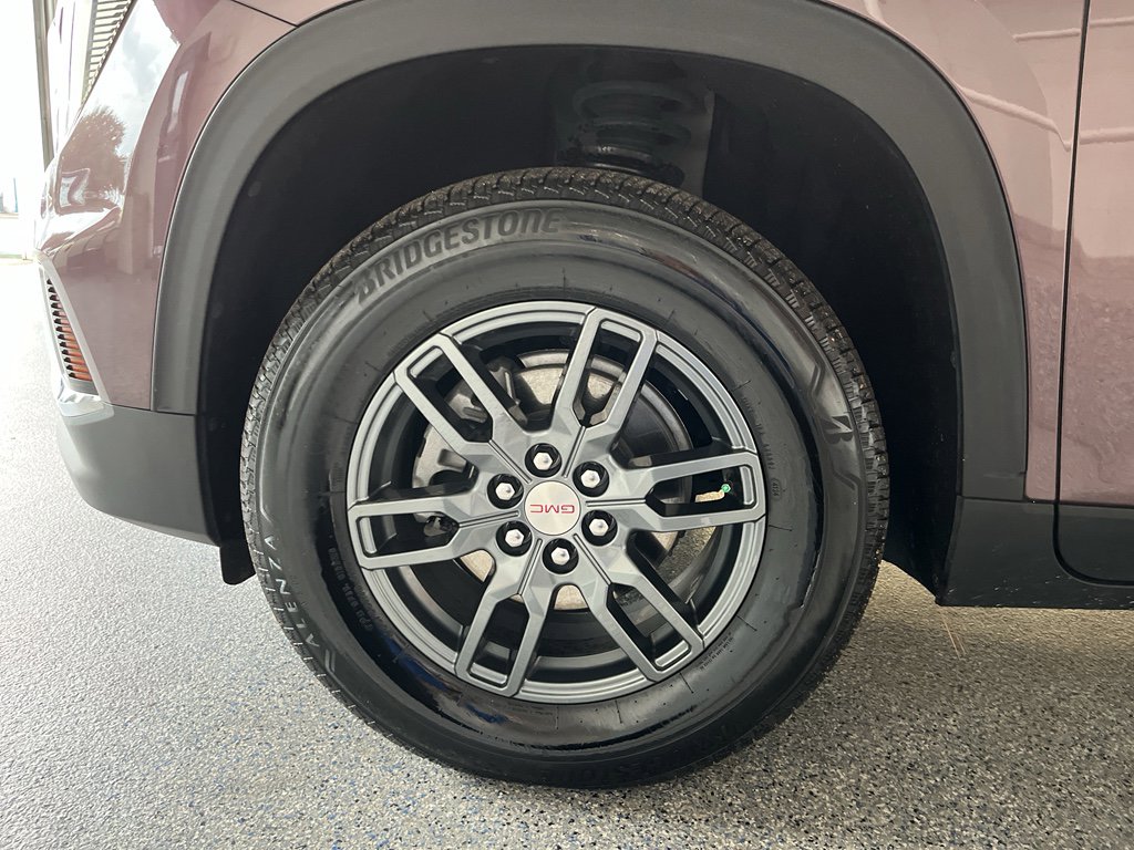 Used 2025 GMC Acadia Elevation image 33