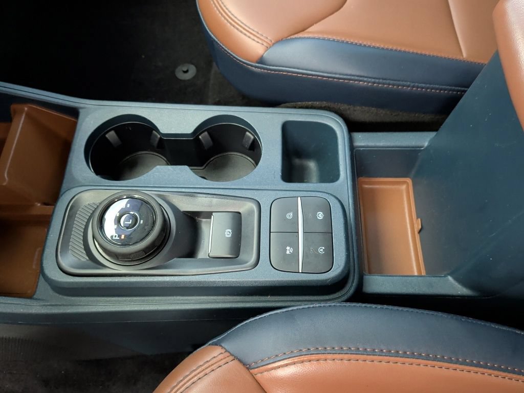Used 2022 Ford Maverick Lariat FWD image 28