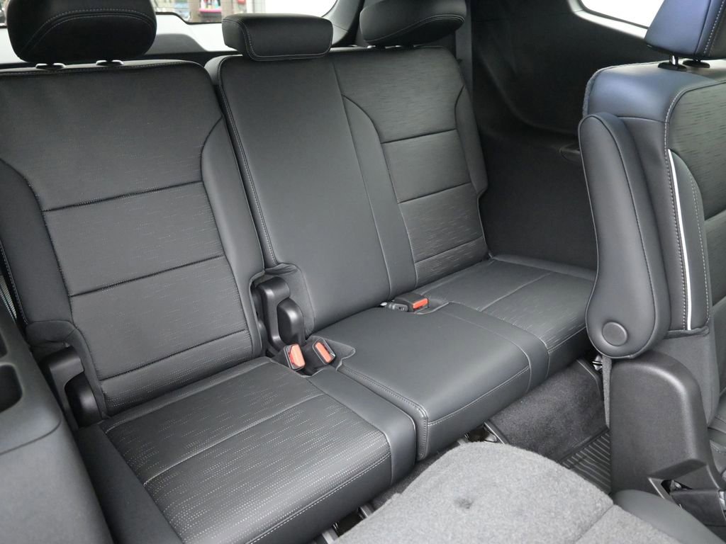 New 2026 Buick Enclave Sport Touring w/ Power Package image 9