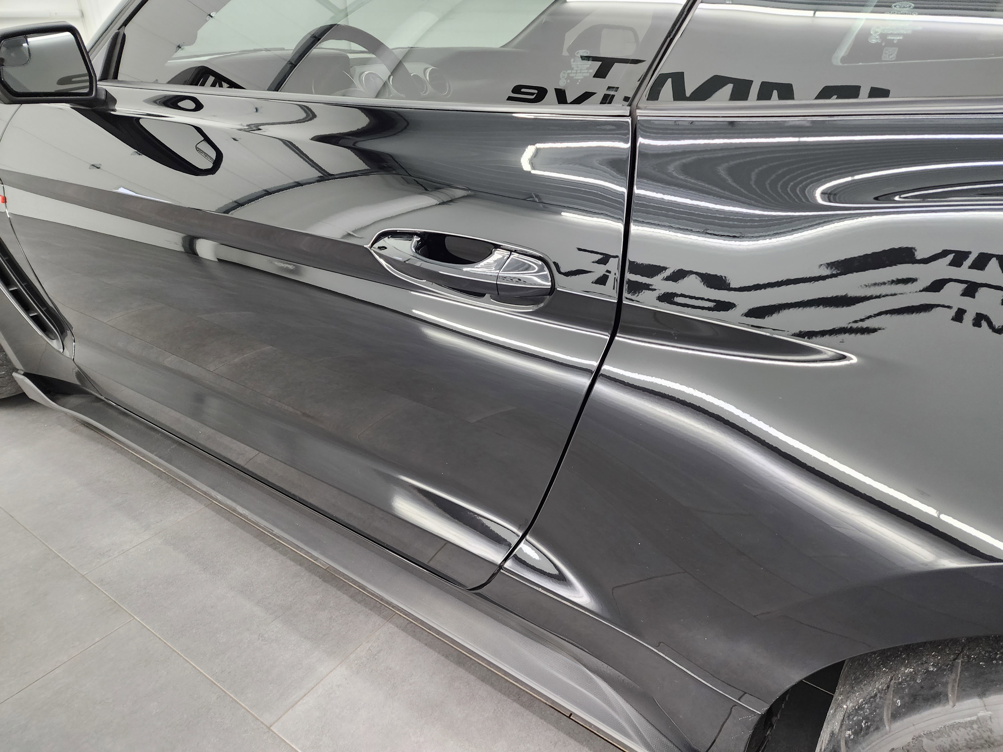 Used 2016 Ford Mustang Shelby GT350R w/ GT350R Equipment Group 920A image 43