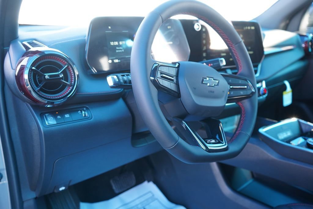 New 2026 Chevrolet Equinox RS w/ Convenience Package III FWD image 16