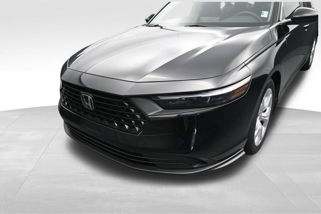 Used 2025 Honda Accord LX image 10