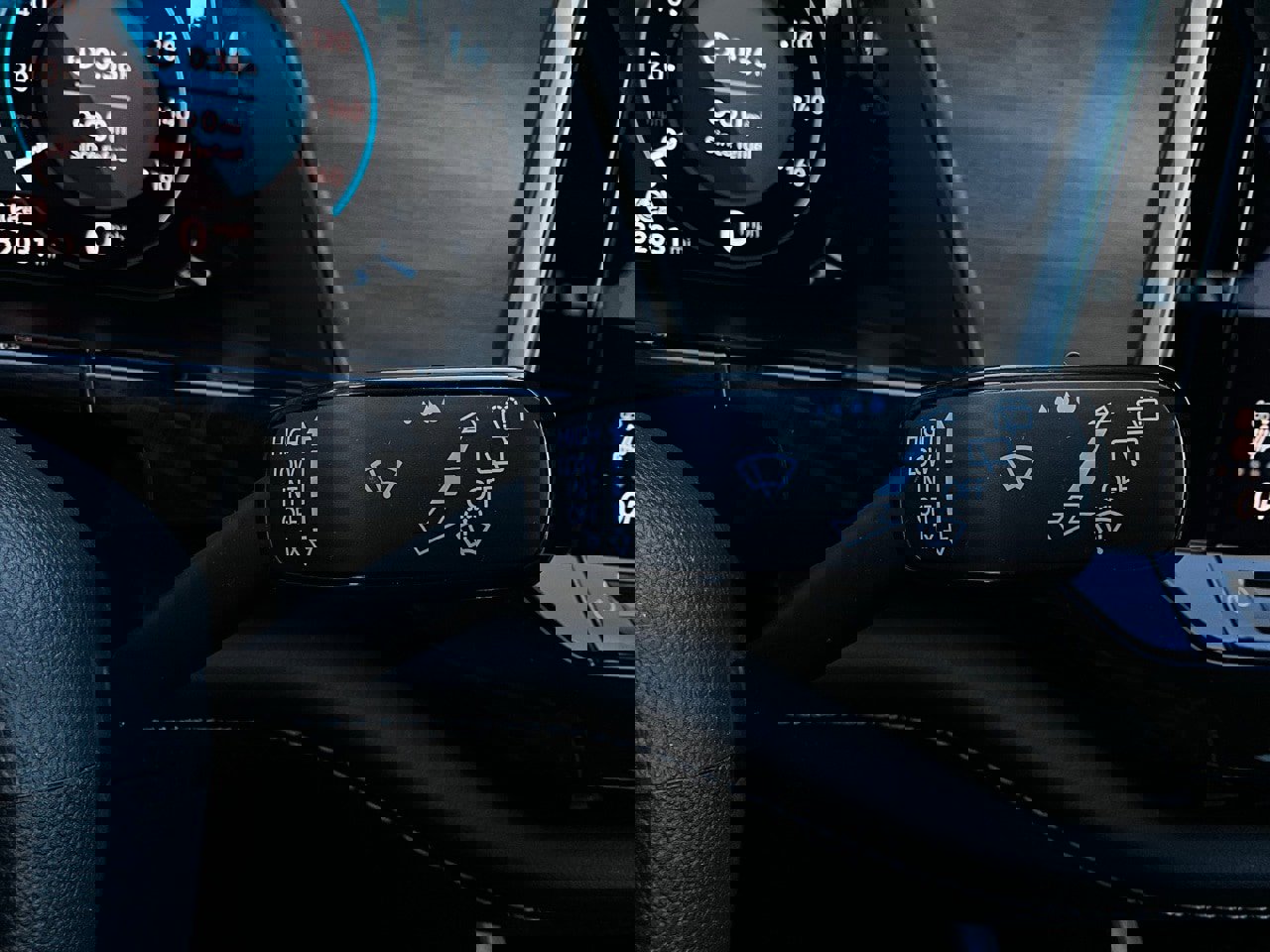 Used 2025 Volkswagen Atlas SE image 39