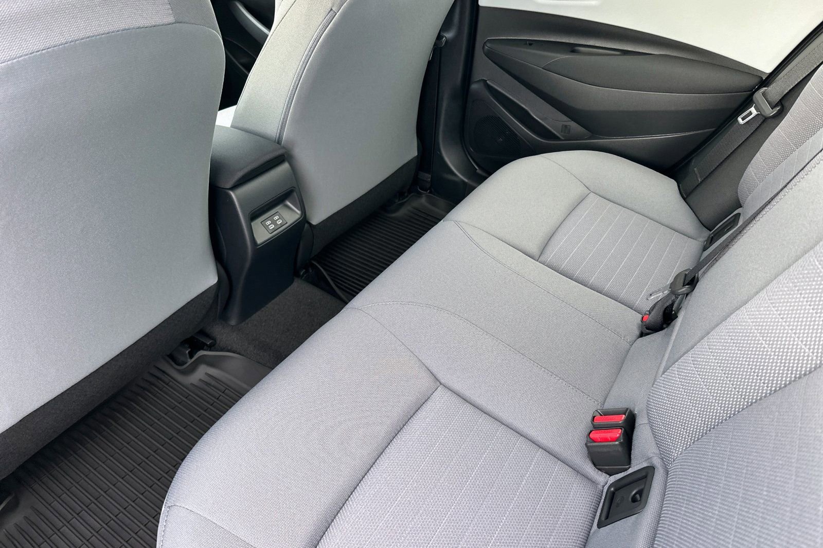 New 2026 Toyota Corolla SE FWD image 11