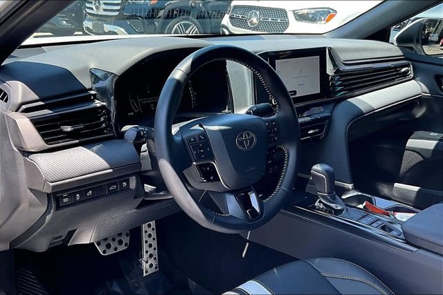 Used 2026 Toyota Camry SE FWD image 13