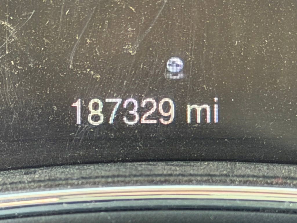 Used 2014 Dodge Durango Limited w/ Trailer Tow Group IV AWD/4WD image 17