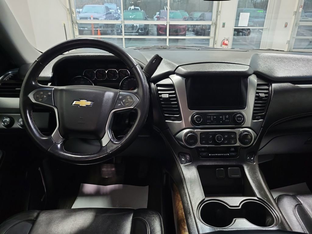 Used 2015 Chevrolet Tahoe LT image 3