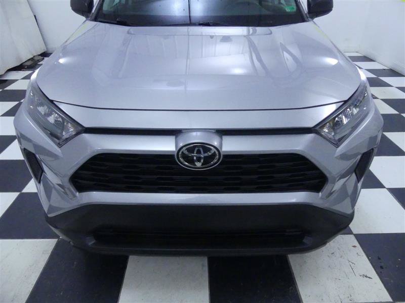 Used 2022 Toyota RAV4 LE AWD/4WD image 30