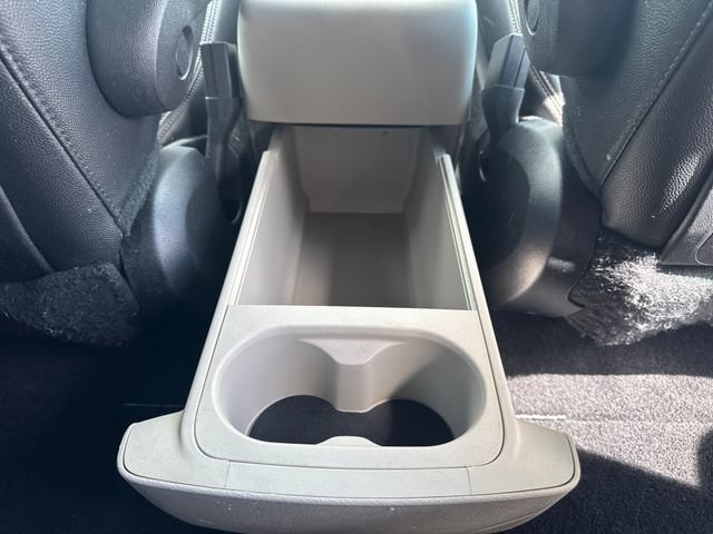 Used 2019 Dodge Grand Caravan SXT FWD image 29