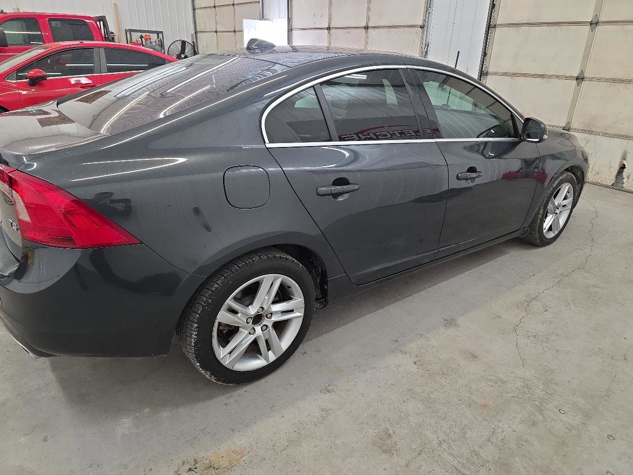 Used 2015 Volvo S60 T5 Premier image 16