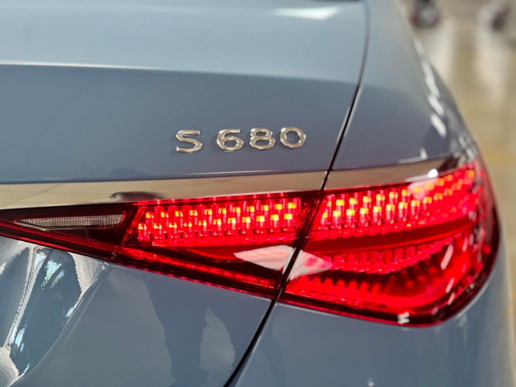 Used 2024 Mercedes-Benz Maybach S 680 4MATIC image 11