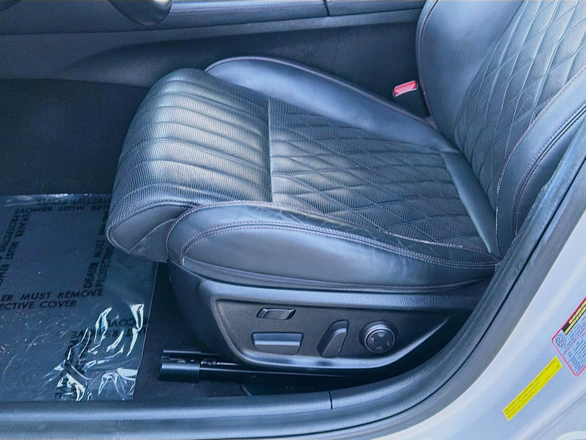 Used 2019 Genesis G70 2.0T Advanced w/ Dynamic Package image 17