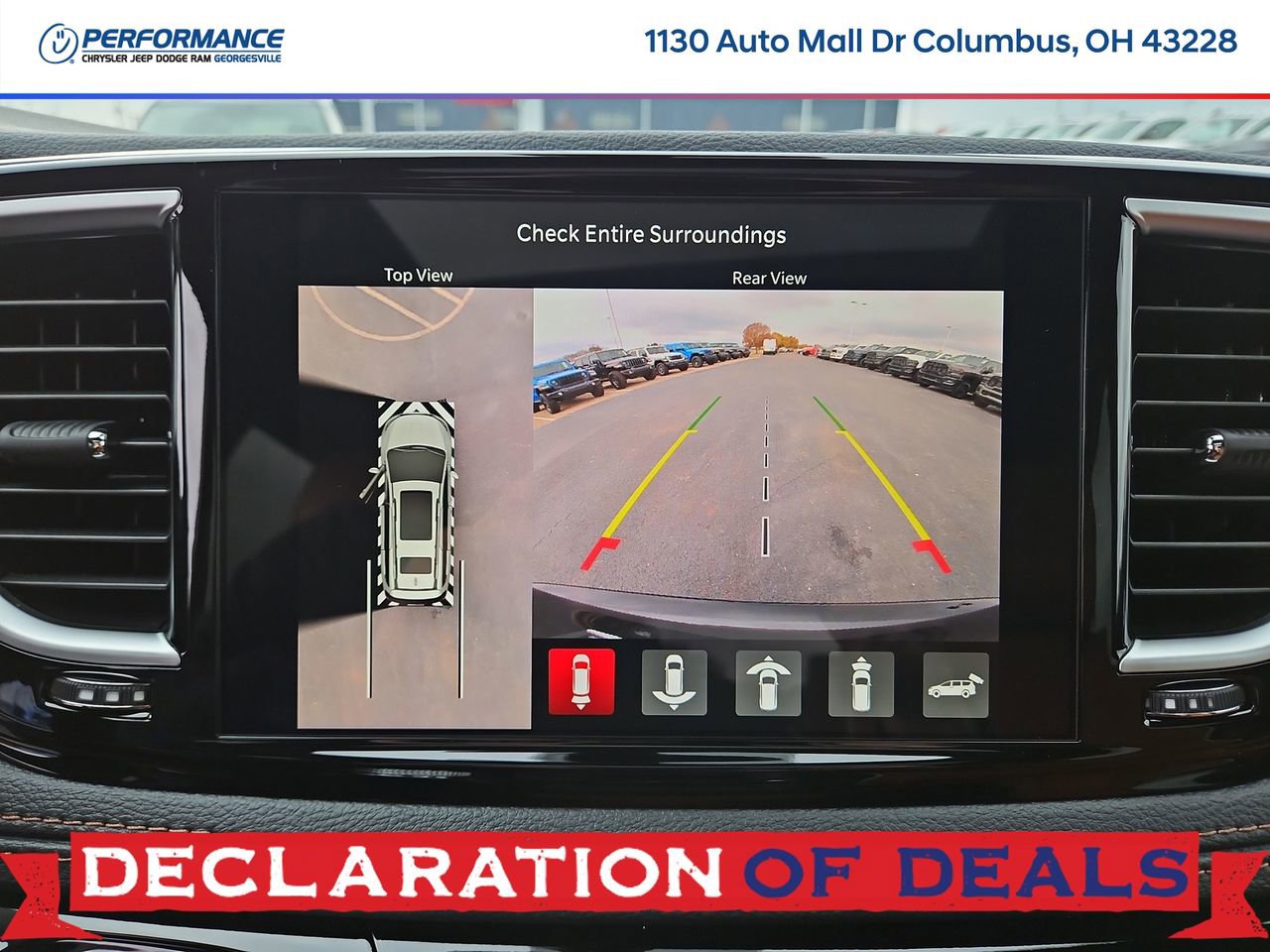 New 2026 Chrysler Pacifica Pinnacle w/ Trailer Tow Group FWD image 29