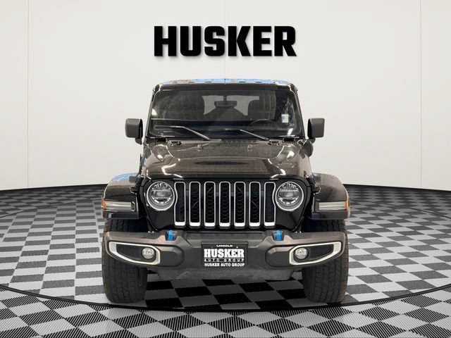 Used 2022 Jeep Wrangler Unlimited Sahara w/ Cold Weather Group AWD/4WD image 3