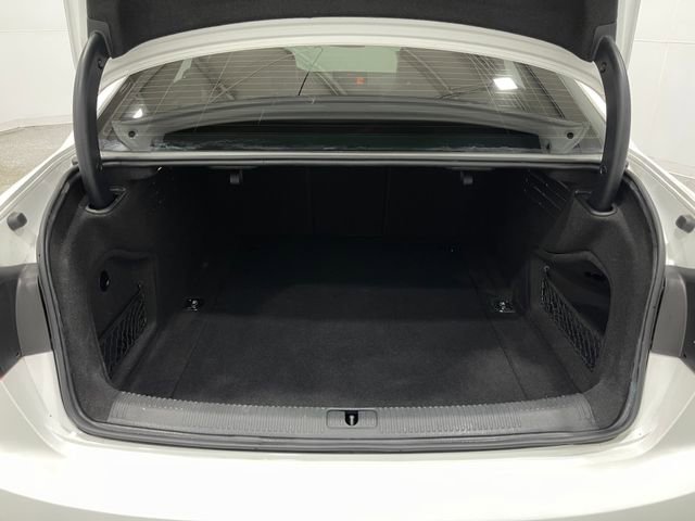 Used 2017 Audi A4 2.0T Premium Plus image 27