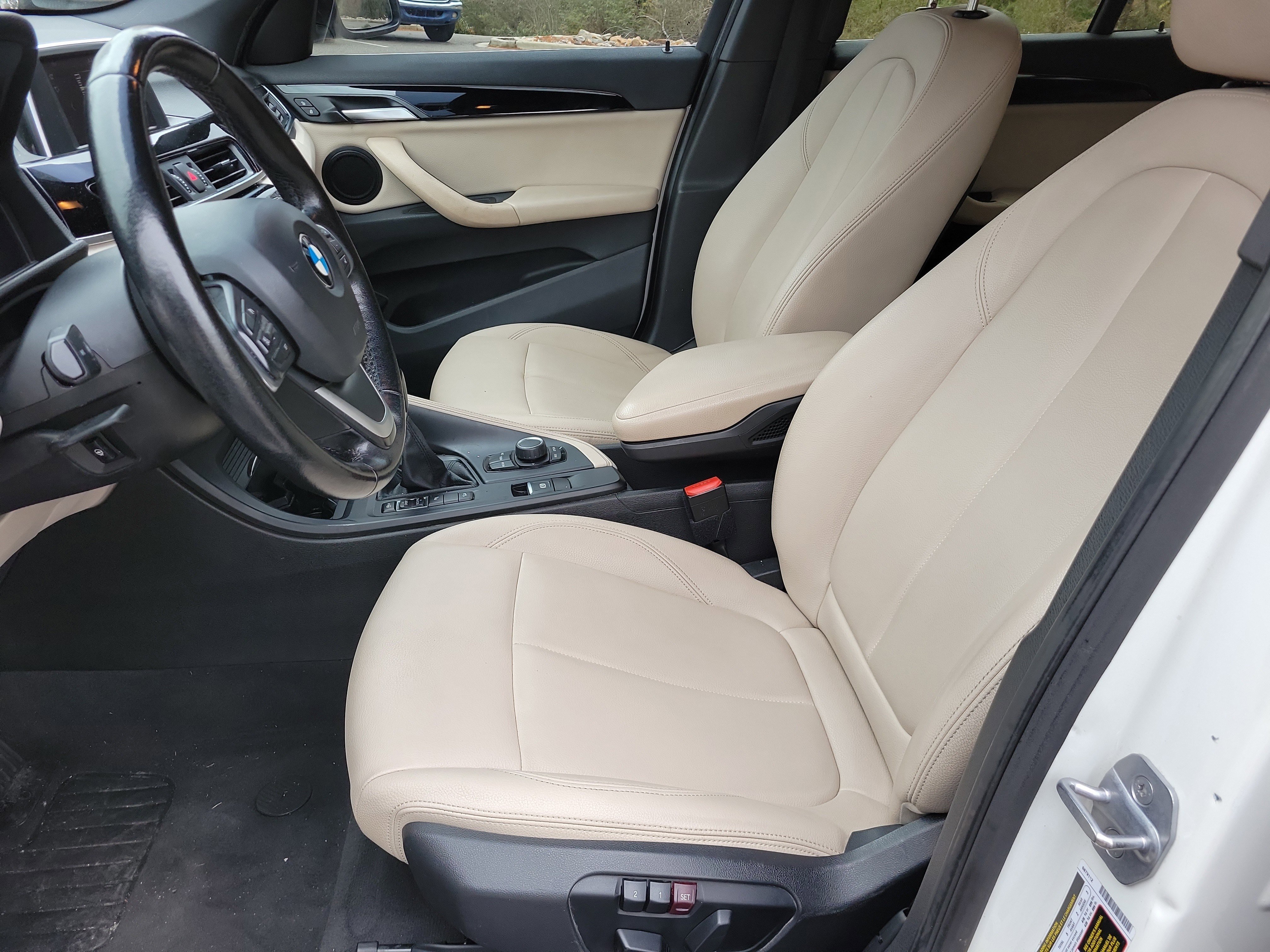 Used 2018 BMW X1 xDrive28i image 15